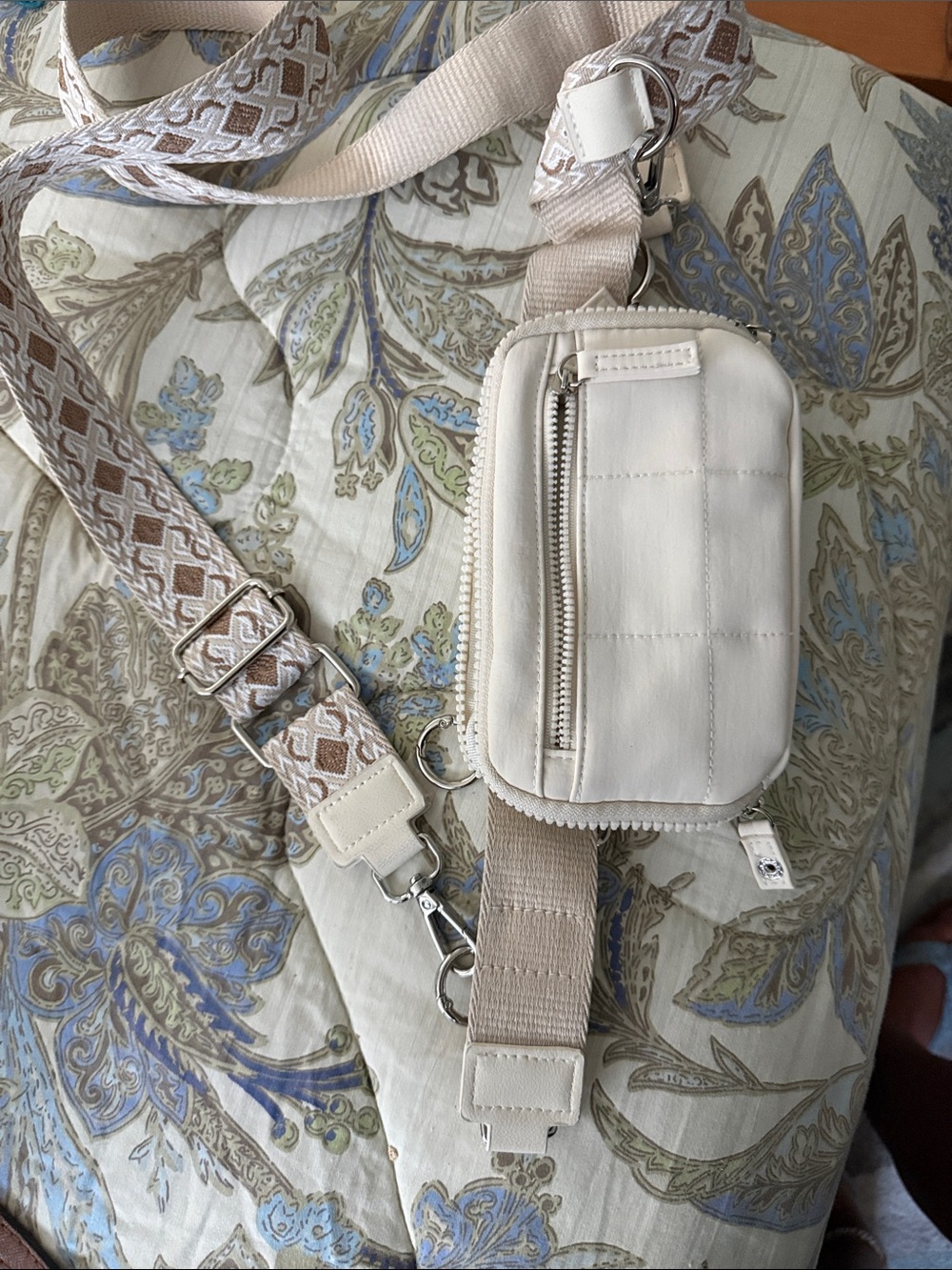 Crossbody bag